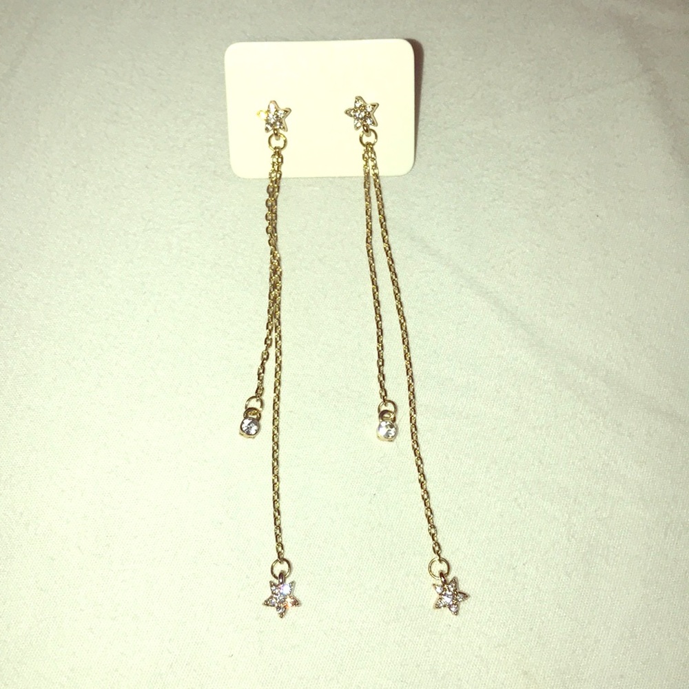 BRAND NEW Star diamond dangle earrings!